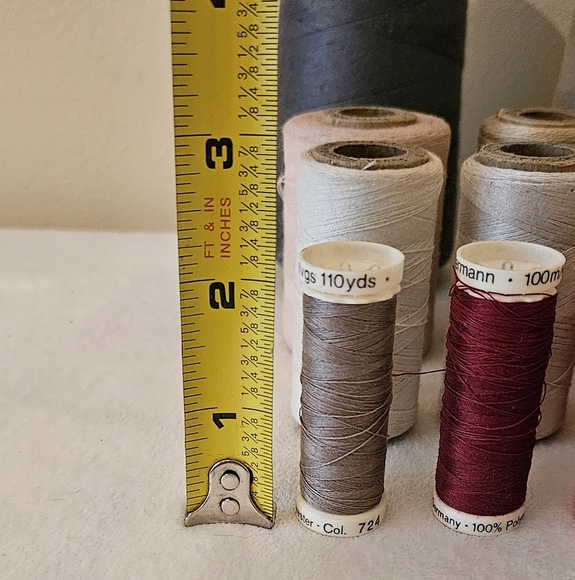 Assorted Sewing Thread Collection - Picture 5 of 5